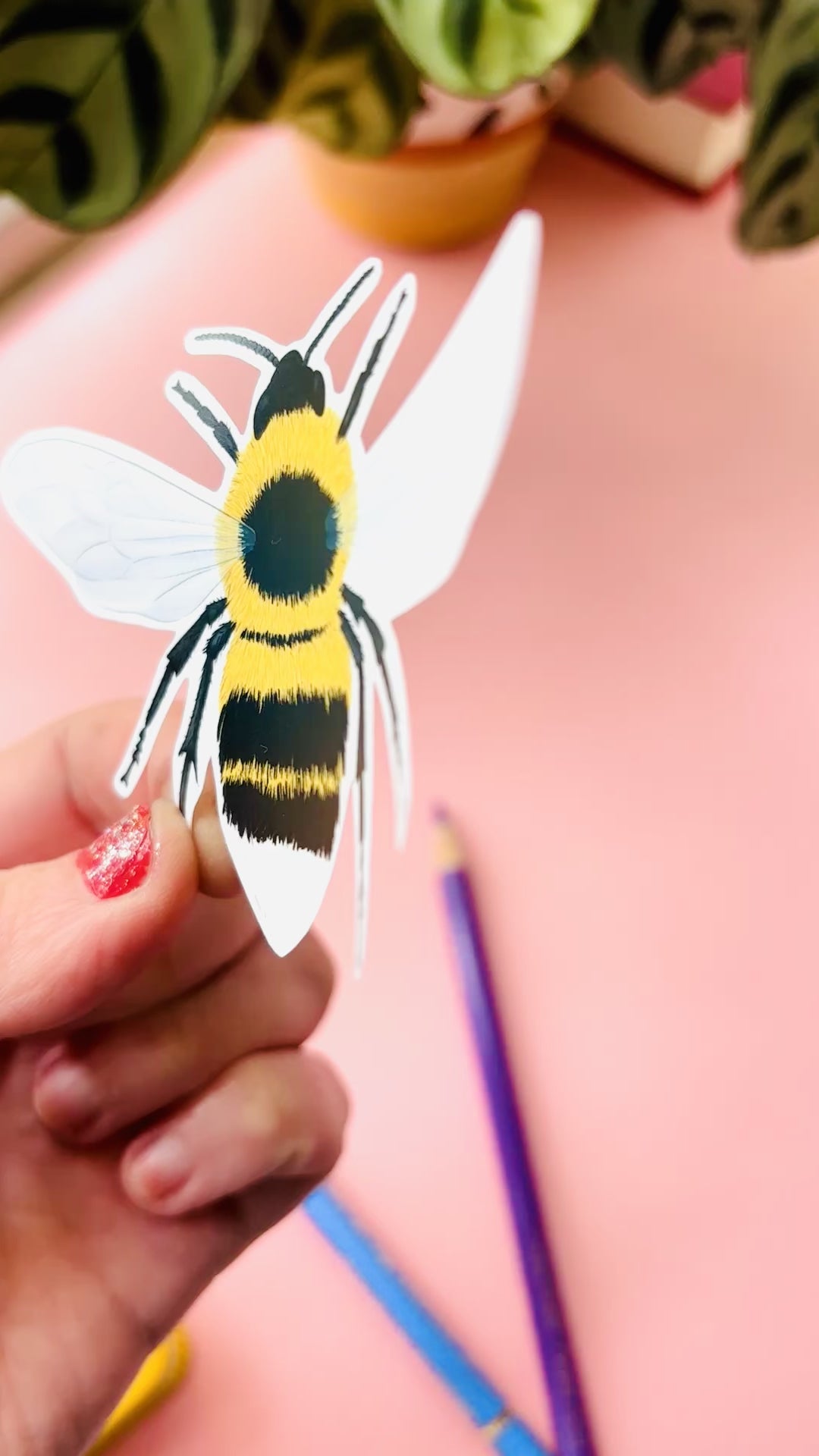 Garden bumblebee vinyl sticker- 10cm handmade weatherproof waterproof nature inspired bee decal for laptops, water bottles, skateboards and planners