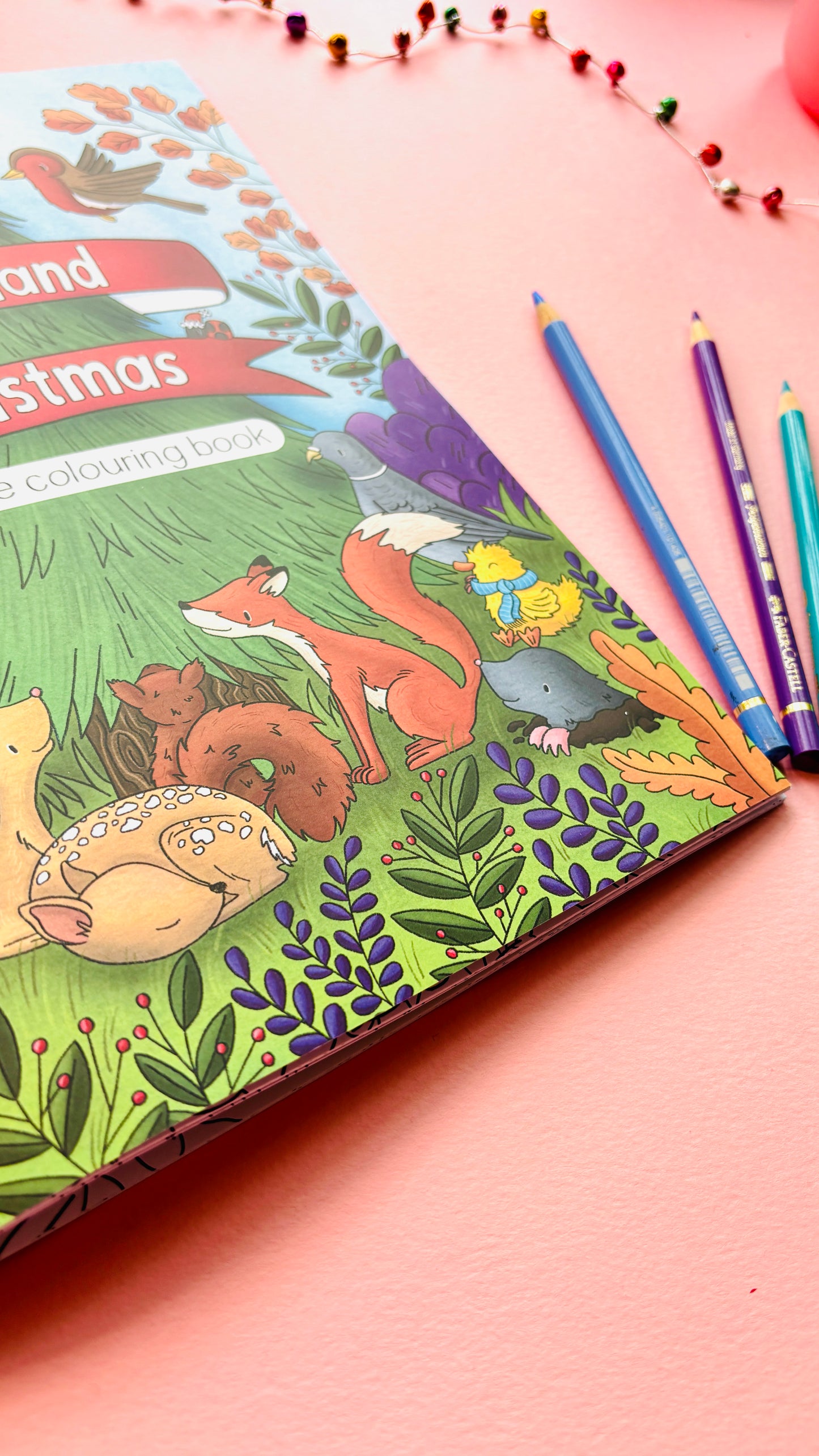 Woodland Christmas Colouring Book- Nature Colouring for Adults and Kids