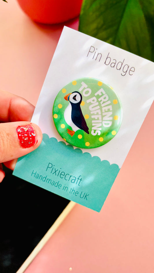 Hand-illustrated puffin badge or magnet, eco-friendly wildlife accessory, perfect for puffin lovers and birdwatchers.